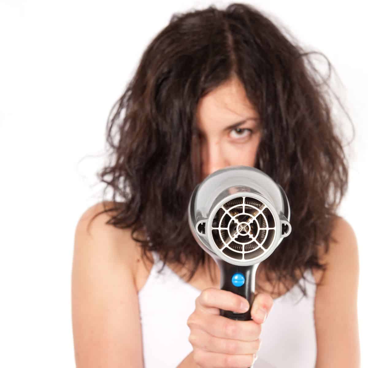 Mistakes to Avoid While Straightening Your Hair (5)